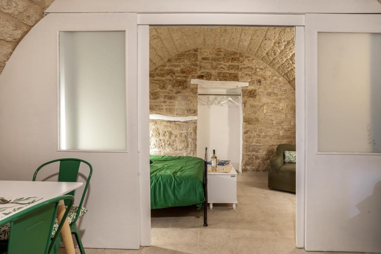 La Pergola Apt In The Heart Of Bari Buitenkant foto